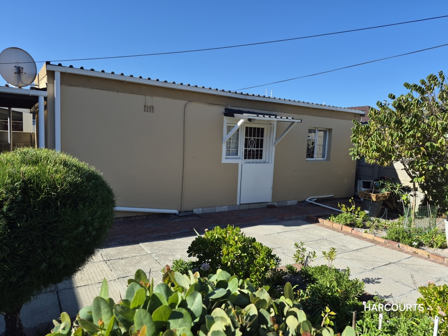1 Bedroom Property for Sale in Belthorn Estate Western Cape